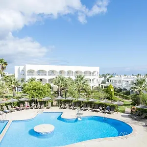 Apart-hotel Ona Village